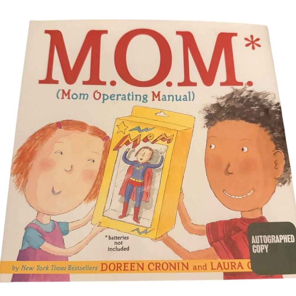 M.O.M.‎ (Mom Operating Manual) Book